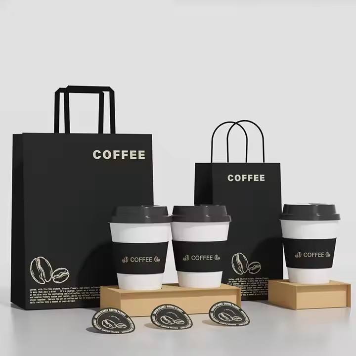 Luxury Bags In Store - Sacs en papier cartonné blanc de