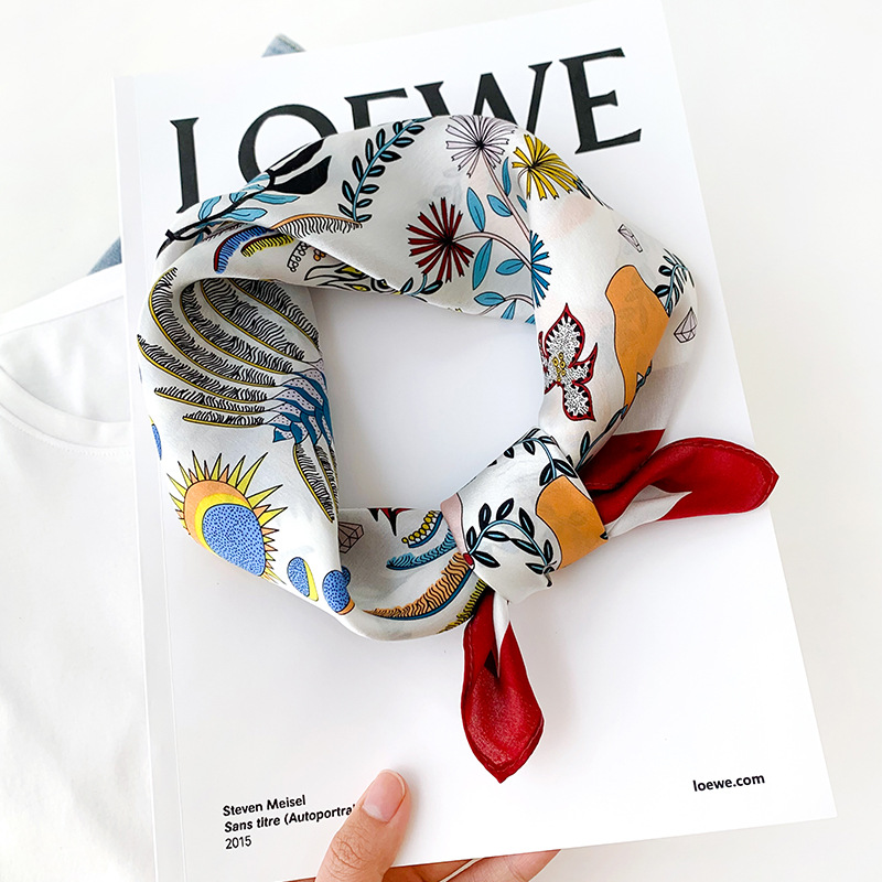 Femmes 70*70 cm carré Foulard  - Luxury Bags Trend 2025 avis et prix