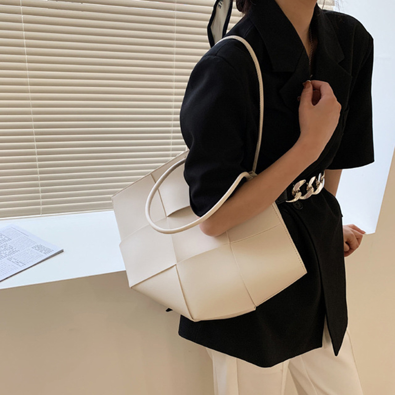 Grand fourre-tout en cuir rhom - Luxury Bags Reseller avis et prix