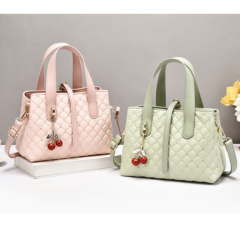 Nouveau Sac à Main Femme de Lu - Tote Bag Leather Monogram avis et prix