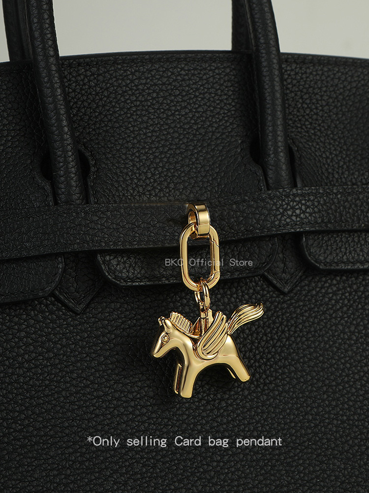 Breloque de sac Pégase en lait - Luxury Bags Hermes Birkin avis et prix
