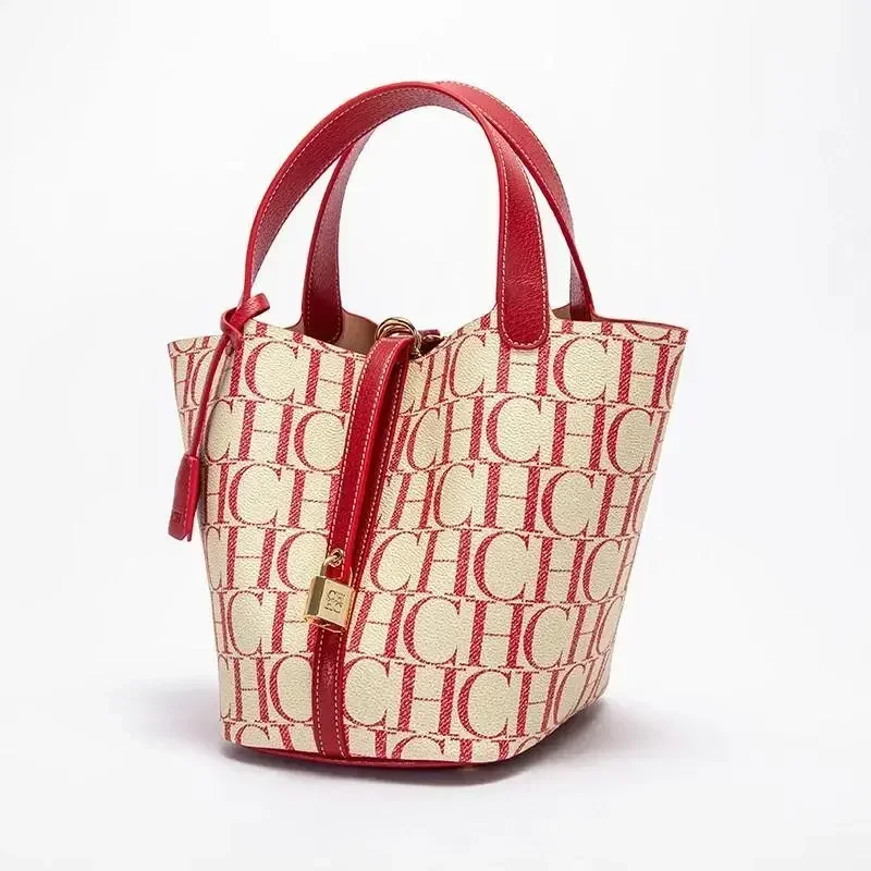 Sac fourre-tout CH pour femme, - Tote Bag Leather Monogram avis et prix